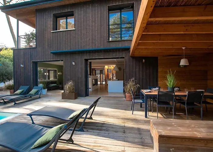 Villa La Canopée Du *